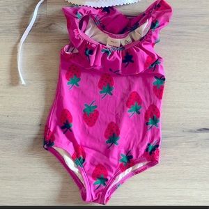 Hannah Anderson Size 4 girl swim suit